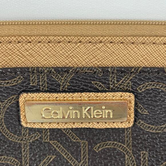 CALVIN KLEIN Women's CK Signature Wristlet Clutch Wallet Brown - Picture 10 of 10